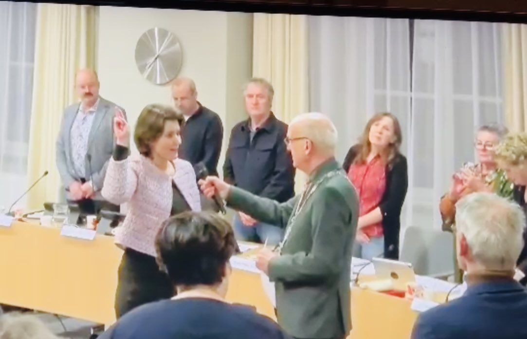 Eva Lemaier tweet media