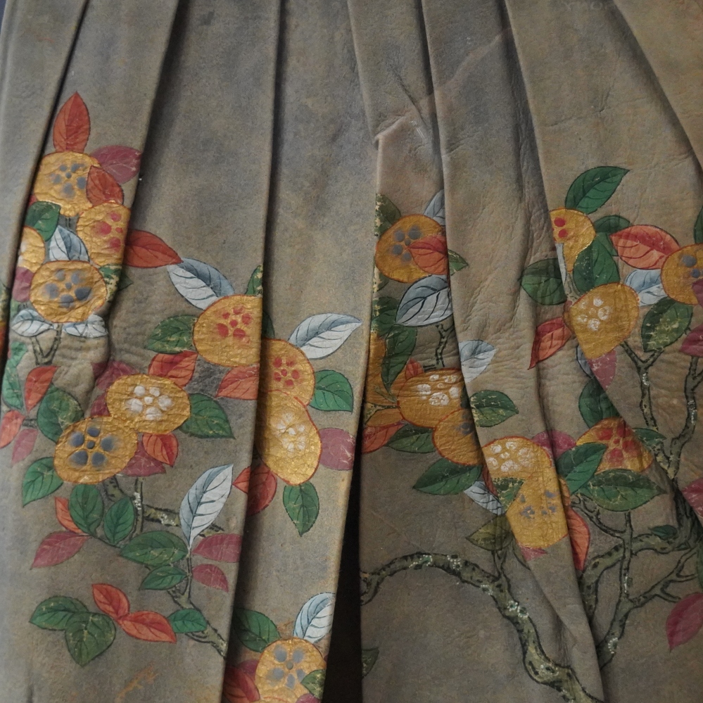 ミュージシャン NARASAKI ORIGINAL TRIVAL SKIRT TROUSERS A samurai would have worn this pair of trousers with plant motifs