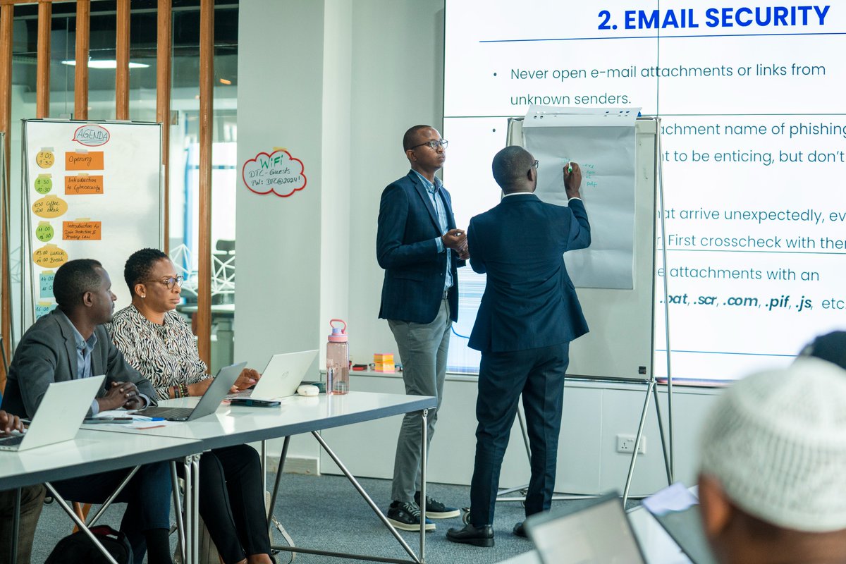 giz_rwanda's tweet photo. ✅Email security
✅Password security
✅Safe web browsing
✅Device security
Some of the takeaways that partners of the @zfdnews learned from @Cybersec_Rwanda at @DigiCenterRW, because every organization should protect its data &amp; know its rights to work effectively and efficiently. https://t.co/gTb7TgDJMo
