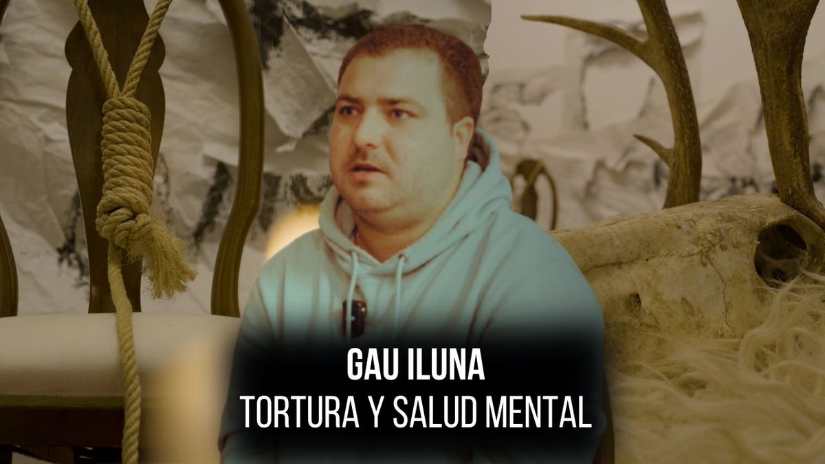 AhotsaInfo's tweet photo. [🎦ERREPORTAJEA] Gau iluna: Tortura y salud mental

Iker Aristu no ha tenido nunca relación con las artes escénicas. Sin  embargo, ahora ha decidido contar su traumática experiencia con un microteatro de la mano de Escenika 
https://t.co/SA6mAkvqIr https://t.co/1xFN2JOVZW