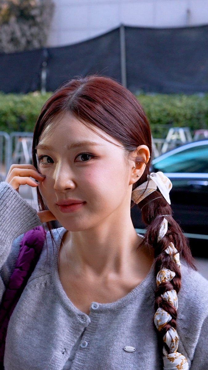 kbsworld_enter's tweet image. [줌인캠] #BBGIRLS #브브걸 #Love2 #뮤직뱅크출근길

BBGIRL (브브걸) 뮤직뱅크 출근길

youtube.com/shorts/mSgBuMG…