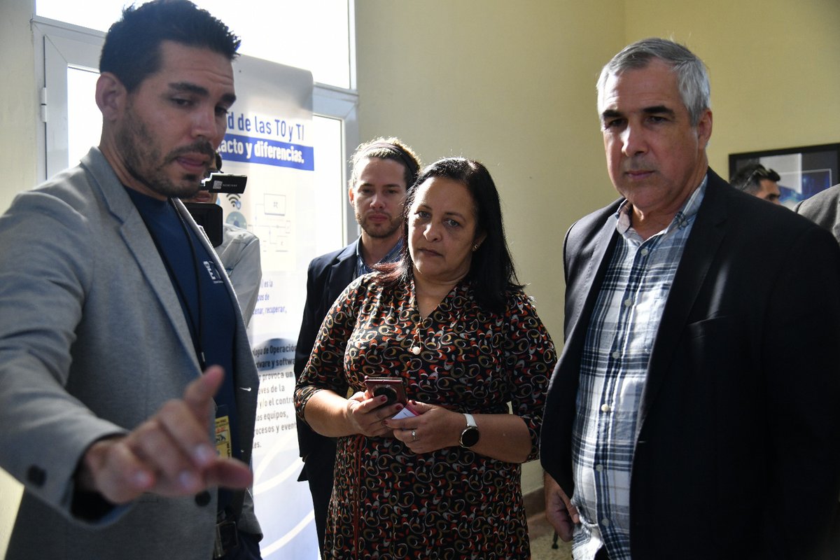 MayraArevich's tweet image. Asistí a la Clausura del III Taller Nacional de Ciberseguridad en Xetid. El PM @MMarreroCruz destacó la importancia que #Cuba concede a la #CiberseguridadParaTodos. Intercambiamos con expositores de proyectos de ciberseguridad aplicada a TI, TO y Contenidos. ¡Excelente evento! 🇨🇺