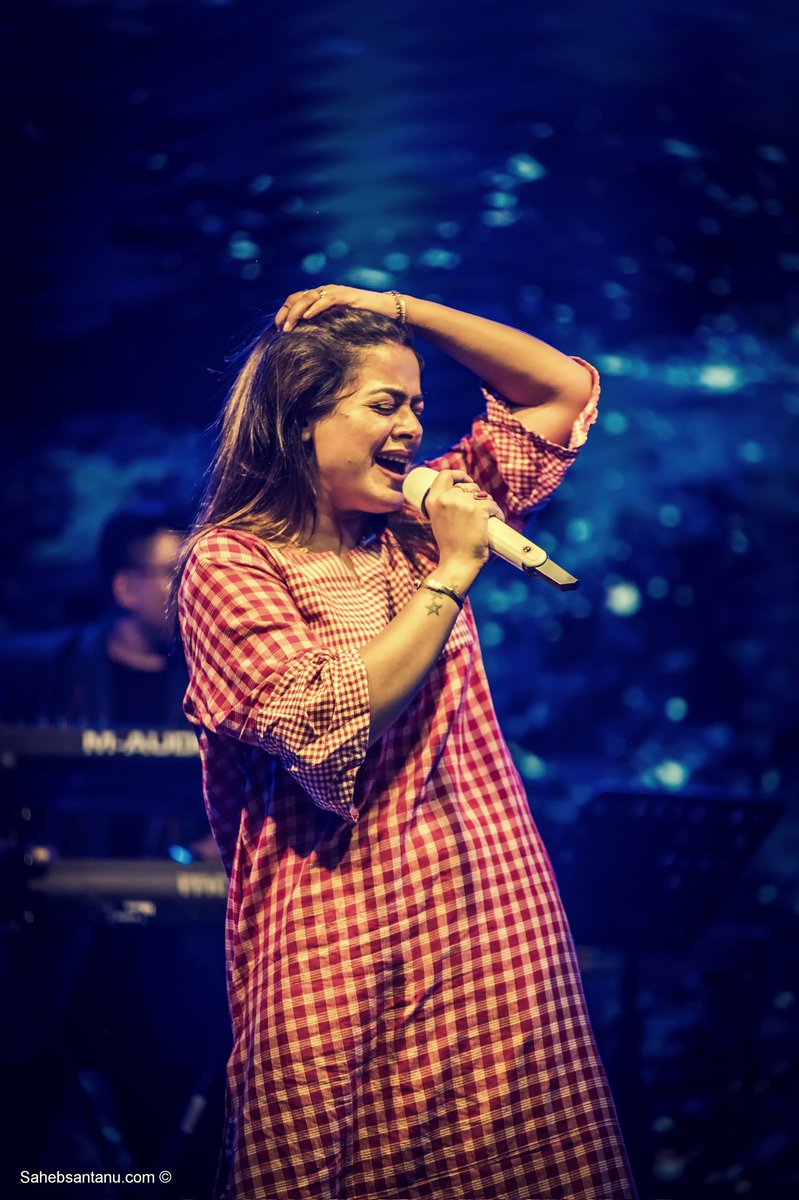 imannmusic's tweet photo. Screaming lyrics like anything π₯ What an EPIC NIGHT π #Uluberia
.
.
.
.
#imanchakraborty #teamtogetherness #uluberia #imanlive #showequalstomagic https://t.co/QtOCvZA2eq