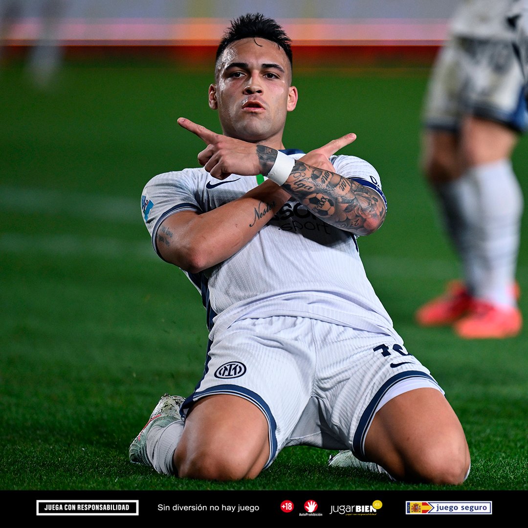 El derbi 𝒅𝒆𝒍𝒍𝒂 𝑴𝒂𝒅𝒐𝒏𝒏𝒊𝒏𝒂 siempre se sirve bien calentito 🔥

🗳️ ¿Este domingo quién manda en Milán?

🔁 𝗠𝗶𝗹𝗮𝗻 
❤️ 𝗜𝗻𝘁𝗲𝗿