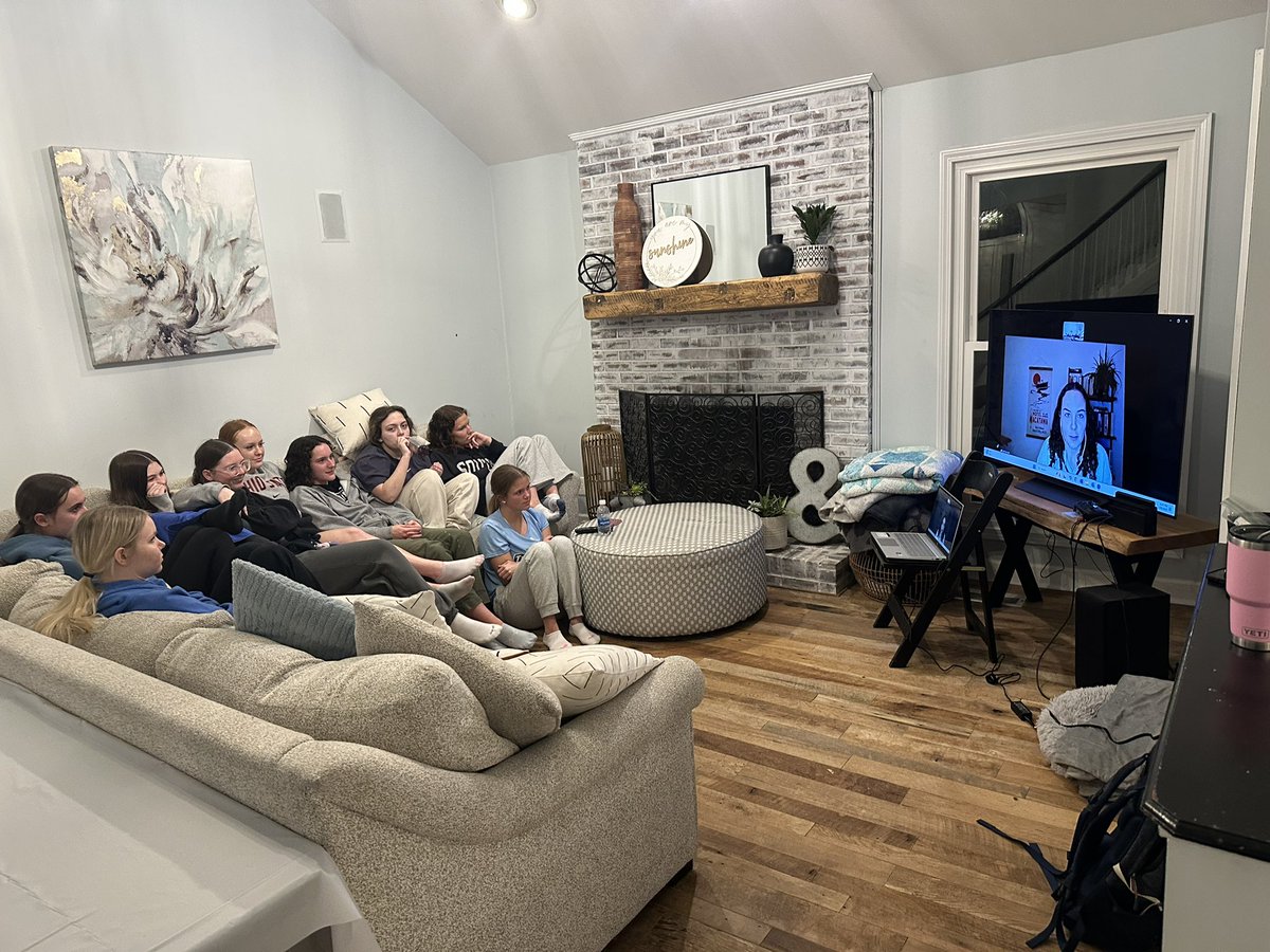 brickeyscott's tweet image. @SOHSGirlsBB asked the teams parents to fill out a goal sheet to start the season.  I didn’t do it. I didn’t know how to put this imagine into words.  This is what sports is about.  Much more than a W or L.  Thank you @KrystalLinn @HuckabyLisa @jdansert11 for giving it your best!…