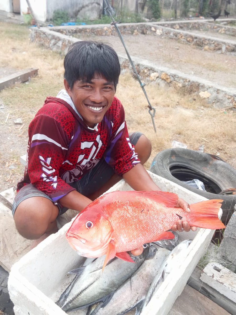 ammank_thoogie's tweet photo. Selasa (28/1), Andi Arman, Luhkan Kab. Pasangkayu, di KUB Sinar Muara Ds Tikke, melaporkan tangkapan ikan, dengan alat Pancing, Januari 2025 sebanyak 20 kg, harga jual 50000/kg #GiatLuhkanSatminkalMaros #Pasangkayu #Tangkap https://t.co/wf0nby6TrM