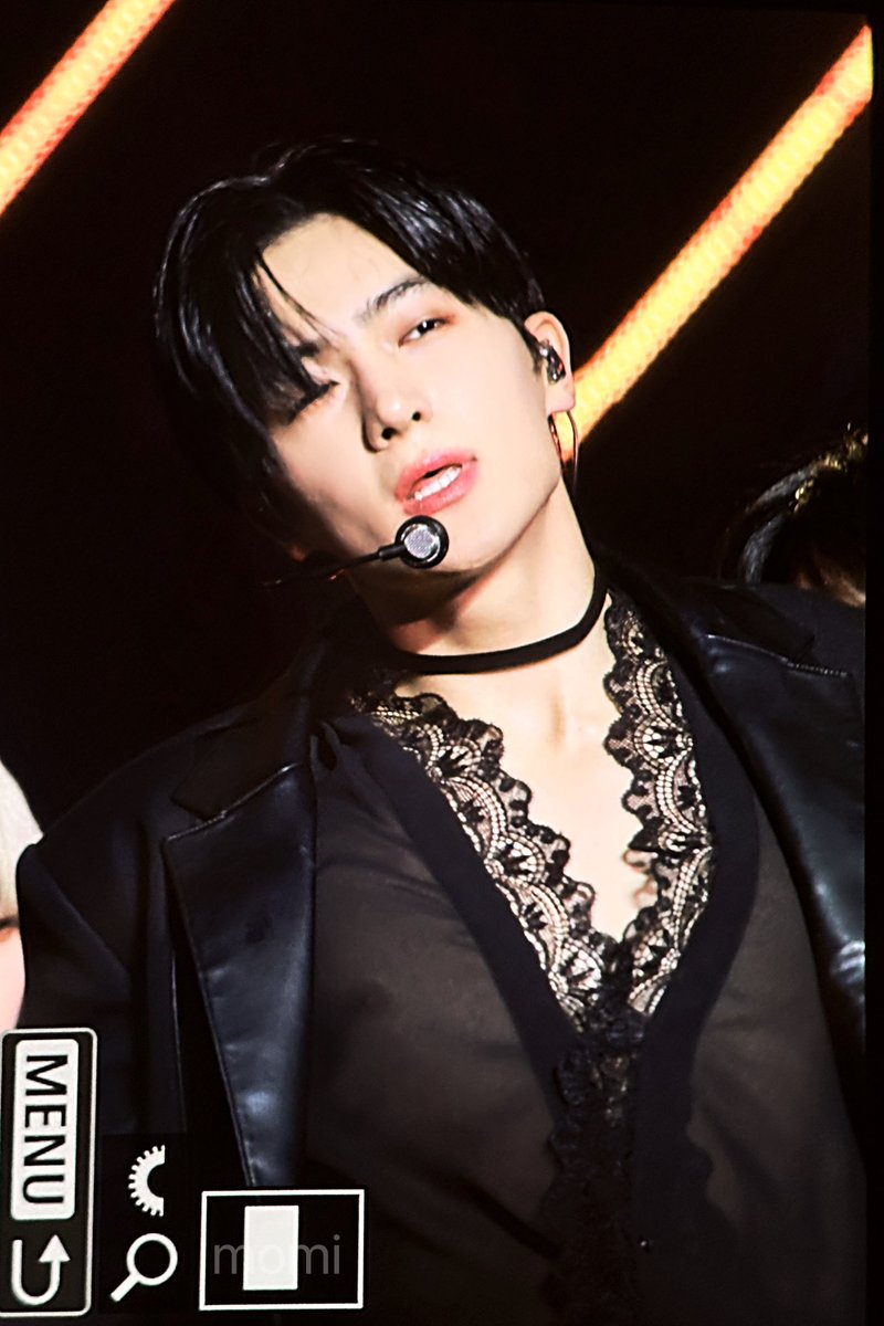 10 am                                   10 pm