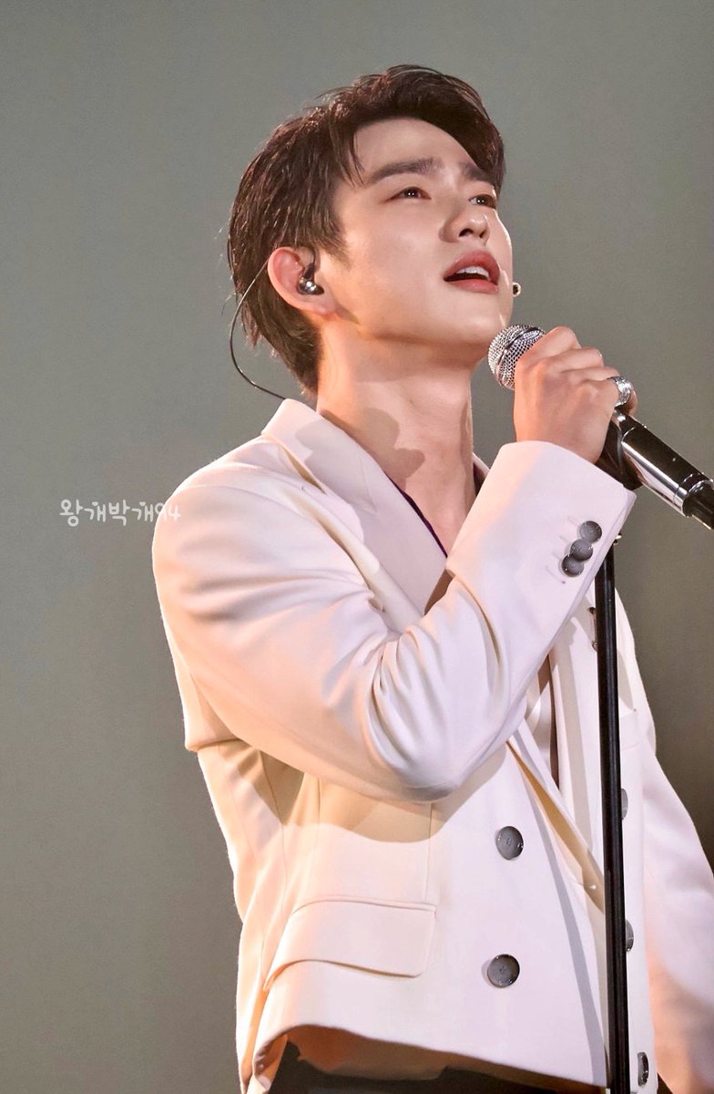 WangPark94's tweet photo. หล่อมากลูกคุ้มแล้ว😭😭

#GOT7 #갓세븐
#GOT7_NESTFEST #GOT7_WINTER_HEPTAGON
#GOT7_NESTFEST_Day1 https://t.co/Ke9ZXODO47