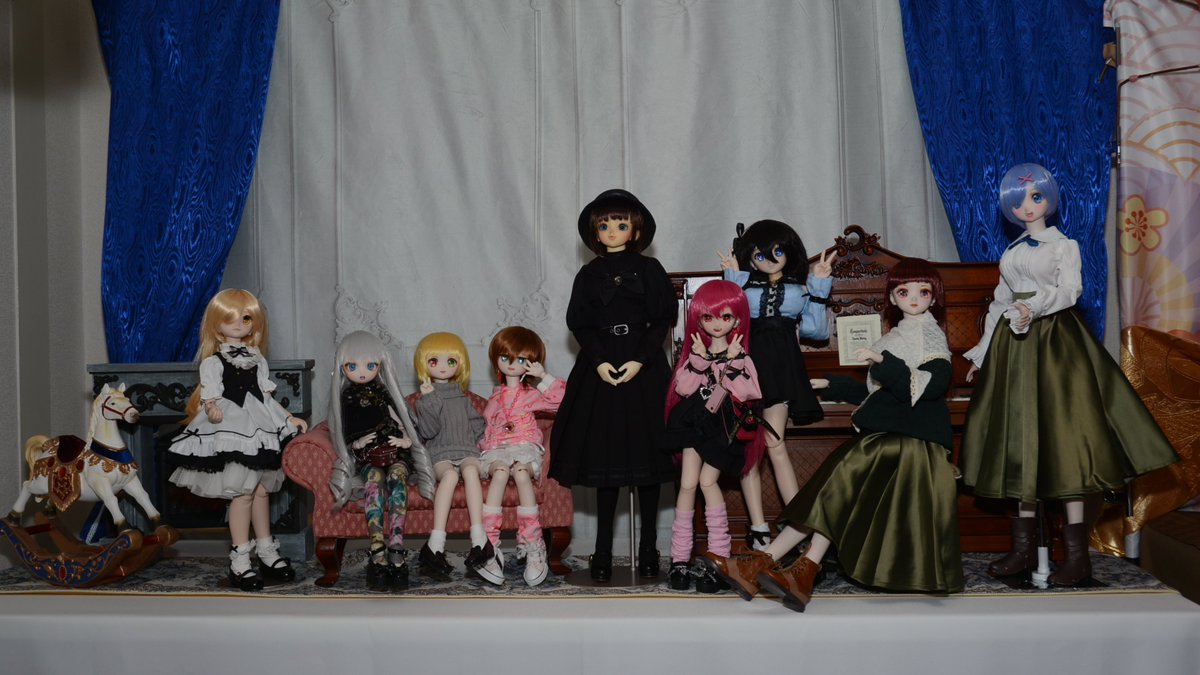 Miko_Teruya's tweet photo. #1月を写真4枚で振り返る
#Drif
#DOF26
#studio_Edelstein
#Volks
#ドールの集合写真 https://t.co/qWINIjysAY
