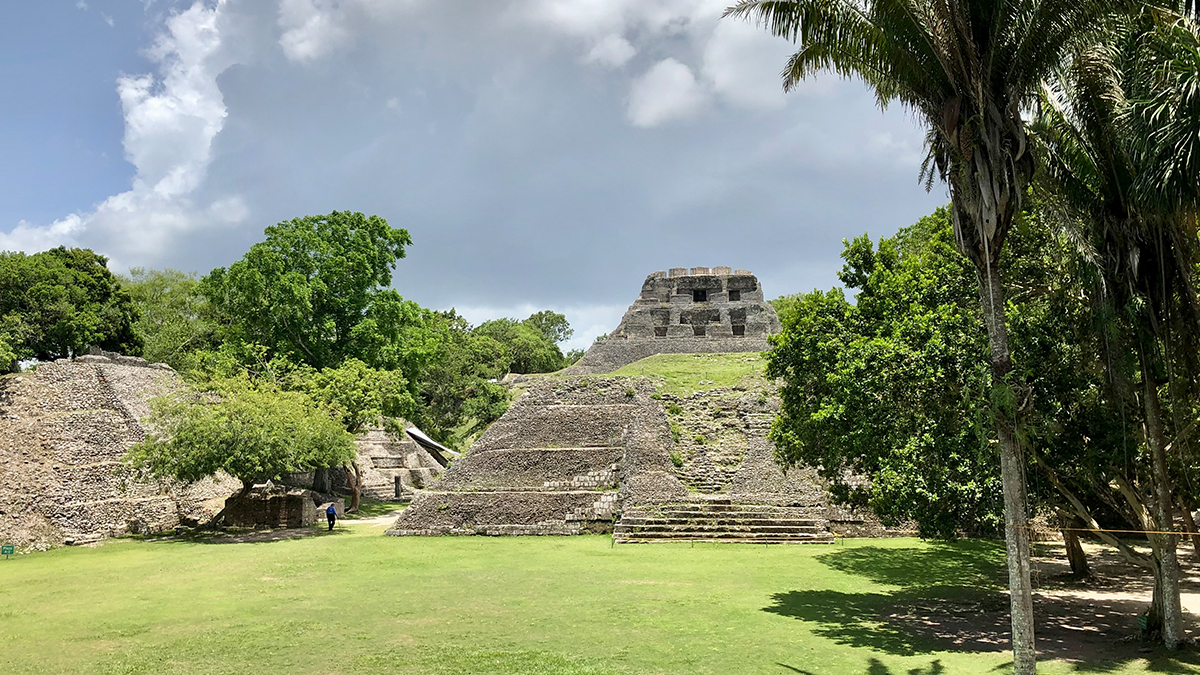 CocoPlumCay's tweet photo. Did you know? Xunantunich (pronounced shoo-nahn-too-nich) means “Stone Woman” in Maya.

#travel #belize #allinclusiveresorts #privateislandresort #adultsonlyislandresort https://t.co/jaResV0nZ3