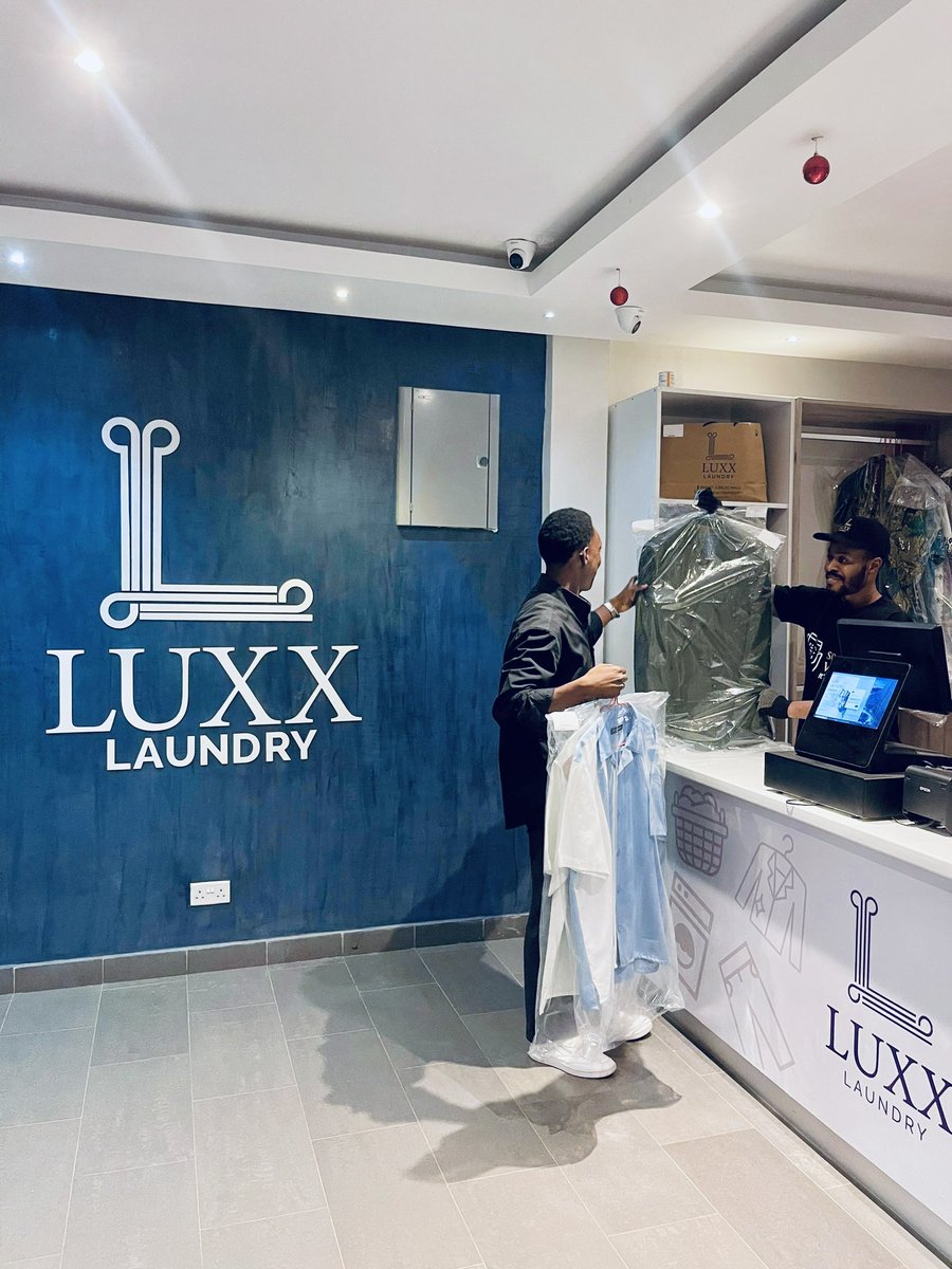 LuxxLaundry's tweet photo. Weekend is here, experience the ultimate in laundry convenience at LuxxLaundry.
Drop off your clothes and pick up clean ,good scented and neatly packaged later
#LetsdoltTheLuxxway
#LuxxLaundry
#AbsoluteQualityEverytime https://t.co/mGrrgZiI6A