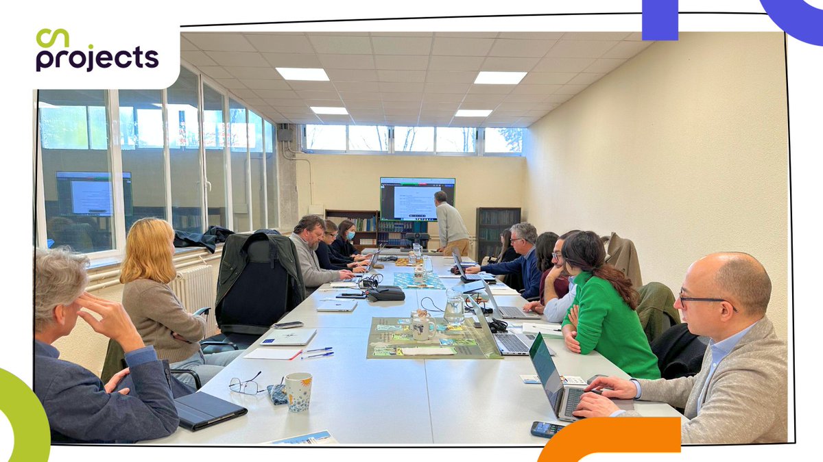 OnProjects tweet media