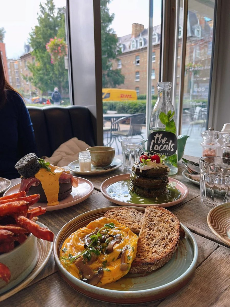 njsph's tweet image. I had lunch with a friend today