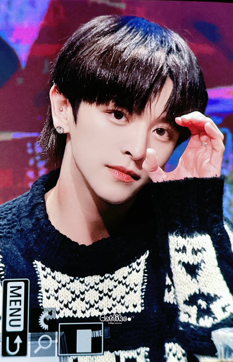Catlike1107's tweet photo. 250131 

#nSSign #엔싸인 
#로렌스 #方毅家 #LAURENCE https://t.co/Y23oGRgAwu