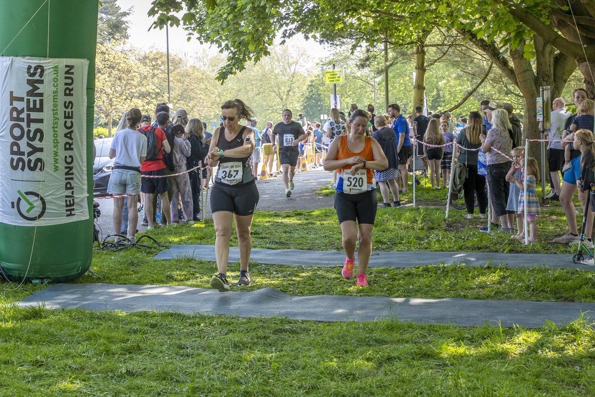 ⏳Less than 12 hours to go 

👟800 places available

🔥This fast race sells out fast!

⏱Entries open at midnight (1st Feb)

register.enthuse.com/ps/event/Stain…