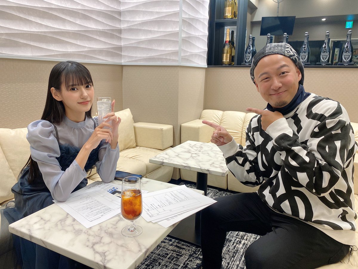 _chuobunritai_'s tweet image. #シャバダバふじ さんと
#八掛うみ の
トークライブお越し頂きありがとうございました🐍
ふじさんもいつもいつもありがとうございます🐍

次は桜が咲く頃にやりたいなと思ってます🐍
この方、酒強くなってるみたいです🐍