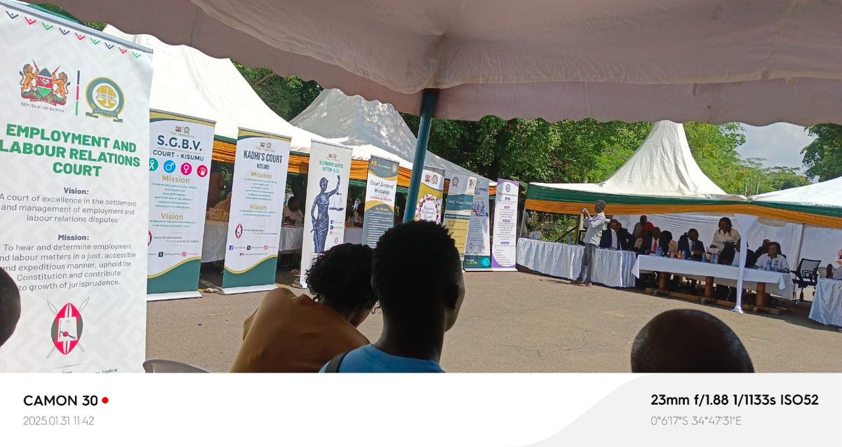 PMagharibi's tweet photo. PALAWAMA actively participated in the Judiciary Dialogue Day at the Kisumu Law courts courtesy of ActionAid Kenya.

#palawamaadvocates
#pleadii
#yourvoicematters https://t.co/2uCiuLpwZk