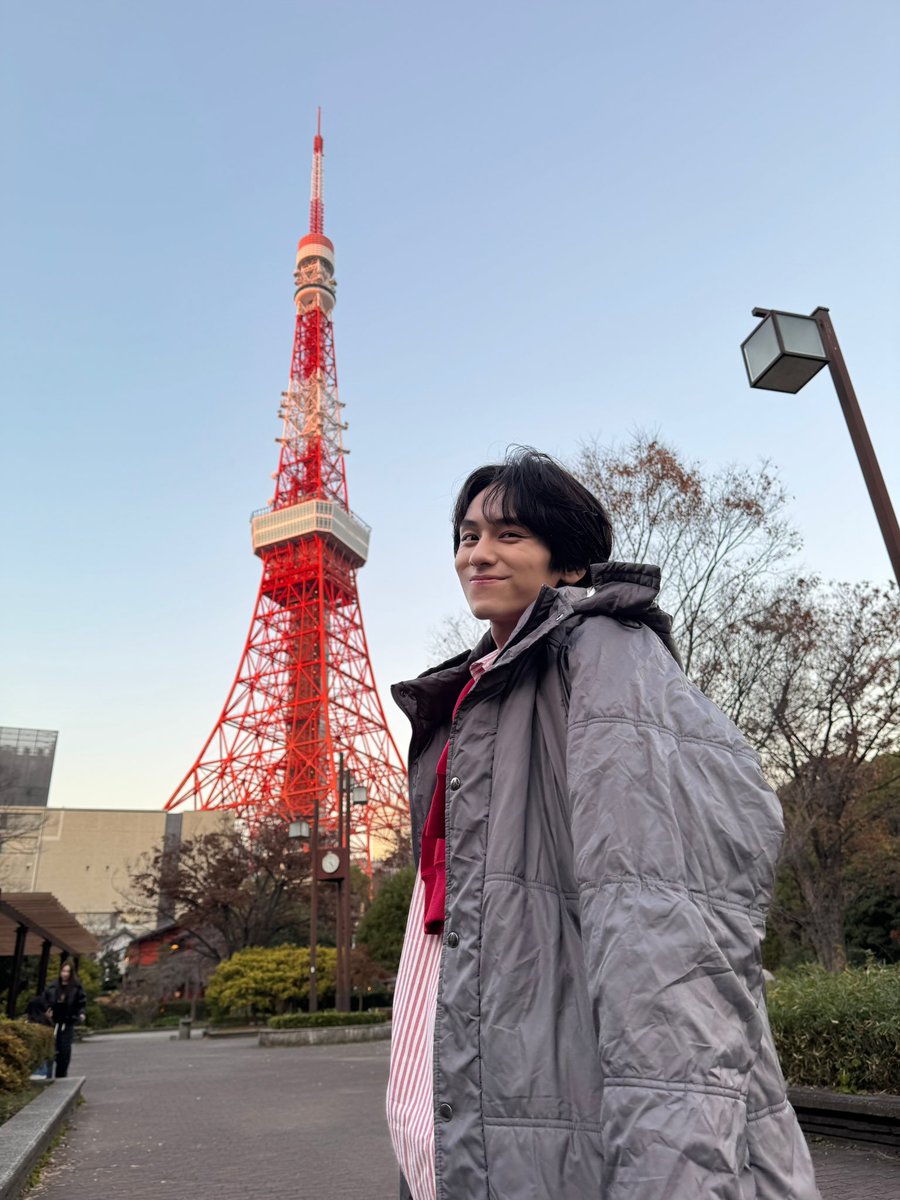 qpitdef's tweet photo. Ray パパとママのリンクコーデ🎫🫰
@mag_ray https://t.co/O7BFDVFT3X