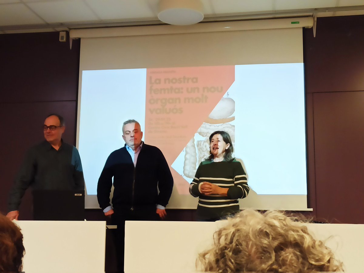 Hospital Universitari Bellvitge | HUB (@hbellvitge) on Twitter photo đEl Dr. Jordi Guardiola acosta la recerca en microbiota i trasplantament fecal a la ciutadania de Girona al <a href="/ccivics_gi/">Xarxa Centres CĂvics</a>
Durant la sessiĂł, el Dr.<a href="/JordiGuardiolac/">Jordi Guardiola</a> ha explicat la rellevĂ ncia de la microbiota intestinal i el potencial del trasplantament fecal com a eina terapĂšutica đEl Dr. Jordi Guardiola acosta la recerca en microbiota i trasplantament fecal a la ciutadania de Girona al <a href="/ccivics_gi/">Xarxa Centres CĂvics</a>
Durant la sessiĂł, el Dr.<a href="/JordiGuardiolac/">Jordi Guardiola</a> ha explicat la rellevĂ ncia de la microbiota intestinal i el potencial del trasplantament fecal com a eina terapĂšutica