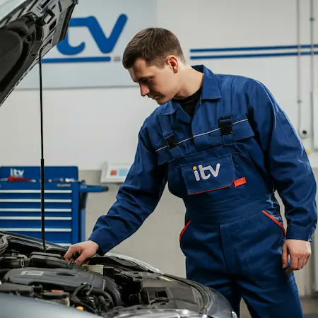 faqcar's tweet photo. ¿Tu coche está listo para la ITV? 🚗💨
Muchos conductores se preocupan por el estado general de su vehículo antes de la ITV, pero a veces olvidan un elemento crucial: ¡el motor! 😱  Un motor en mal estado no solo puede suponer un suspenso en la inspe...
https://t.co/KBITDvkqzu https://t.co/CzncB4yarb