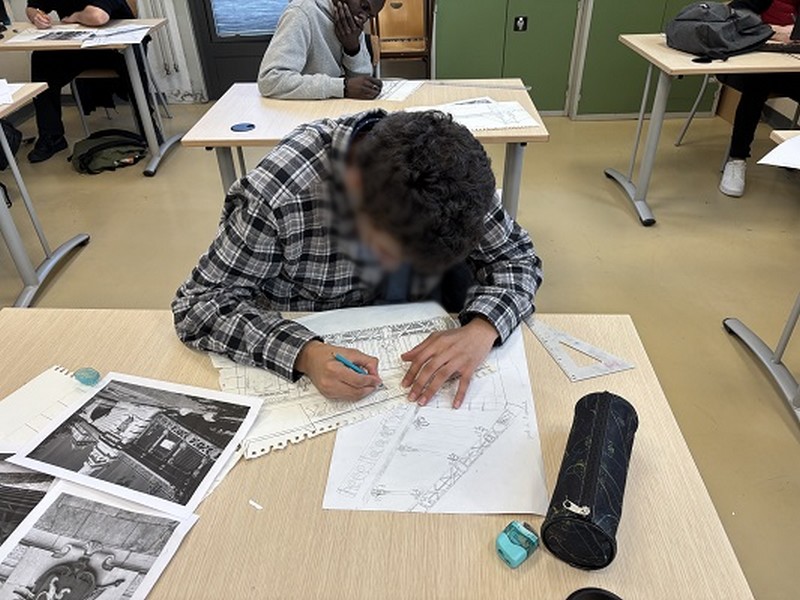 Lycee_forest's tweet photo. Nos jeunes talents de 2ème année CAP Métallerie ont relevé le défi : concevoir des ponts ! Ces derniers seront exposés à l'ENTPE de Vaulx en Velin avant la création de maquettes en métal #Ponts #Métallerie #JeunesTalents #CMQUrbanisme #ENTPE #RectoratLyon @academielyon https://t.co/NgoyOMrDhV