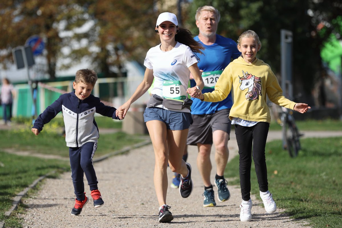 gdansk's tweet photo. Czy mamy tu zapalonych biegaczy? 🏃🏻 Wciąż trwają zapisy na tegoroczne imprezy @GdanskSport z cyklu #RUNGDN 🤩 Poszczególne odsłony w #Gdansk składać się będą z biegu na dystansie 5 km 🏁, zawodów nordic walking 🚶🏽♂️oraz biegów dziecięcych 🧒🏻 🔜 https://t.co/hAWZ0yz5lE
📸G.Mehring https://t.co/dYQPDdP1Md