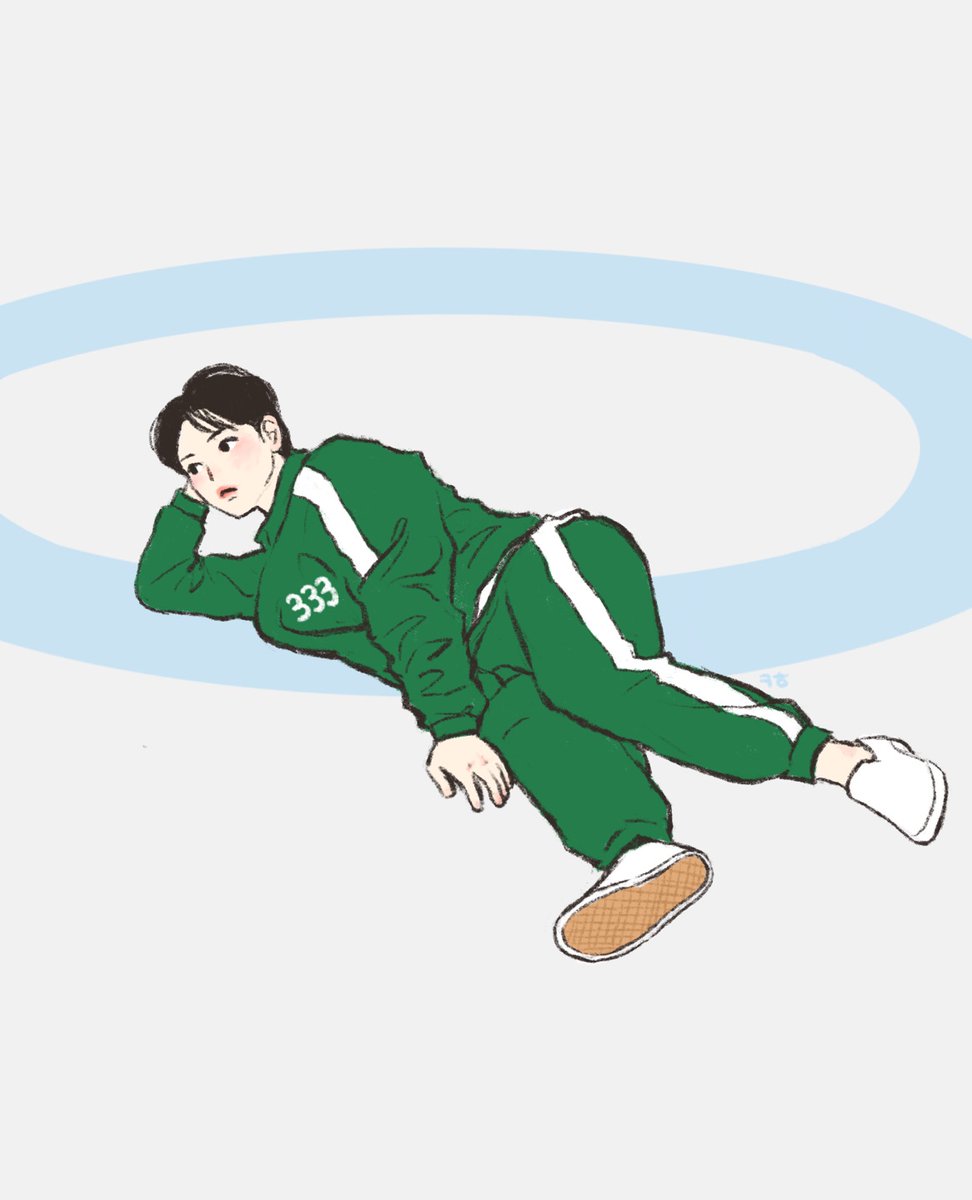 wkhomr's tweet image. 누워서 대기 중인 명기🤭
