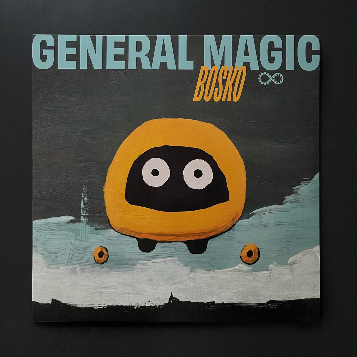 🆕 Album out now 🚀
🛸 General Magic ∞ Bosko
📡 #EditionsMego

🎛️ Mastering by @russellhaswell
👀 Cover artwork by <a href="/tinafrank/">tinafrank</a>

▶️ generalmagic.bandcamp.com/album/bosko