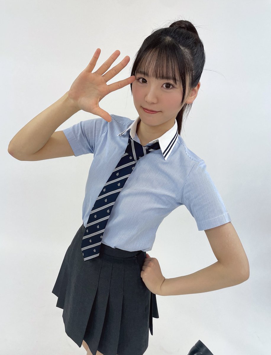 🧡本日発売🧡／ 「Cream」4月号に 二野宮星夏が掲載されています
