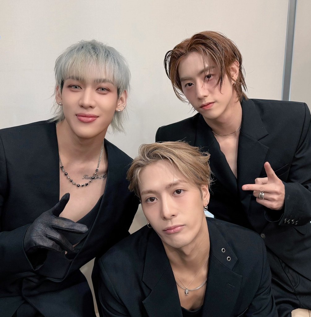 Jacksonwang852M's tweet photo. patiently waiting for an ATK stage

#MarkTuan #JacksonWang #BamBam
#GOT7_NESTFEST #AMERITHAIKONG https://t.co/m8HP1I0TFy