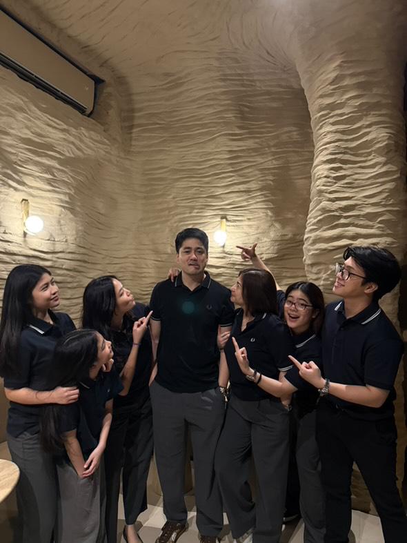 _joseguerrero11's tweet photo. Guerrero fam!🖤

Latest Vlog Link:https://t.co/mYRtl6xe4f

© Niana's Broadcast Channel 
@nianaguerrero 
@teamnianasters 
#nianaguerrero  #teamnianasters https://t.co/pEpevEzetq