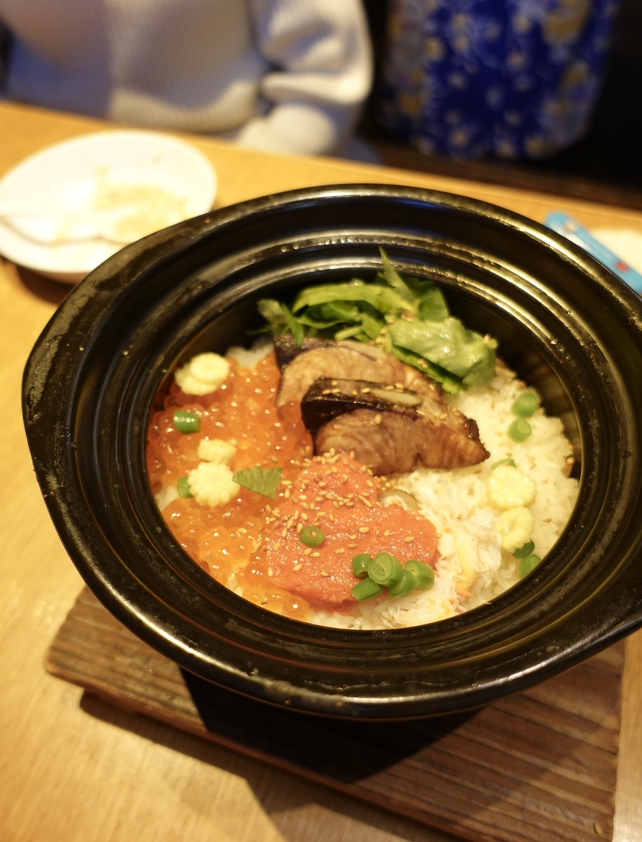 nappichoco's tweet photo. 福岡のご飯最高やった〜☺︎
ごまさば大好きっ！えへへ https://t.co/2Qbp6Lzqvl