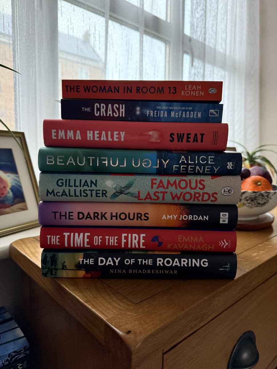Candysbookcase's tweet photo. Publishing day purchases … #TheCrash @author_freida #BeautifulUgly @alicewriterland #FamousLastWords @GillianMAuthor #TheDarkHours @AmyJordanBooks #TheWomannRoom13 @LeahKonen #Sweat #EmmaHealy #TheTimeOfTheFire #EmmaKavanagh & #TheDayOfTheRoaring @NinaRhadreshwar 📚📚📚📚 https://t.co/Lyg4VfTgpD