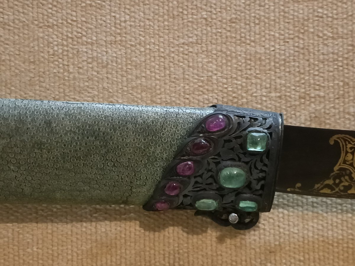 RachelMWinter_'s tweet image. I got back from Egypt this week and of course I can't go anywhere without keeping an eye out for #MarineShagreen so here are a couple of the gorgeous pieces I saw at the Abdeen Palace Museum in Cairo!