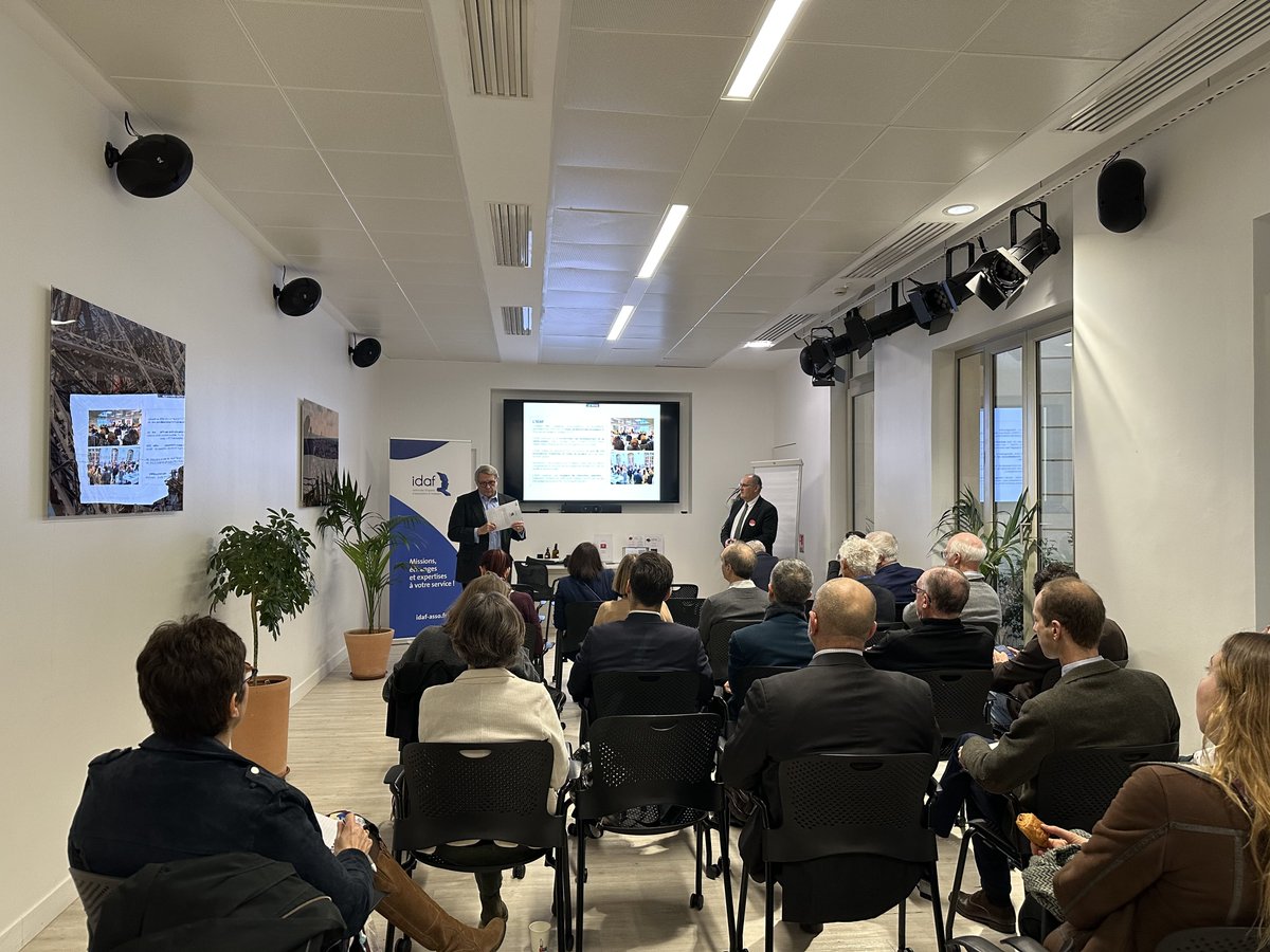 [📢 RETOUR SUR...] Notre matinale finance

l’IDAF, en partenariat avec Primonial Gestion Privée, a eu le plaisir de vous accueillir pour un temps d’échange dédié aux solutions financières adaptées au secteur.

 Supports de présentation  : bit.ly/40phD1u
#IDAF #Asso  #ESS