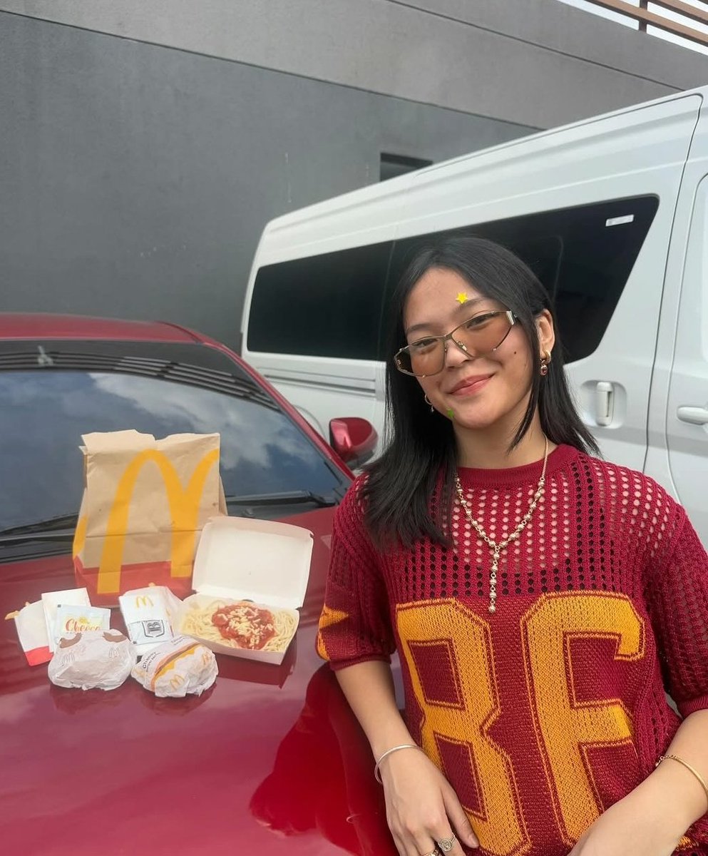 with her jolly personality, no doubt mcdo got her as their endorser!

RAIN LOVE MCDONALDS
#RainCelmar | #KaiRain