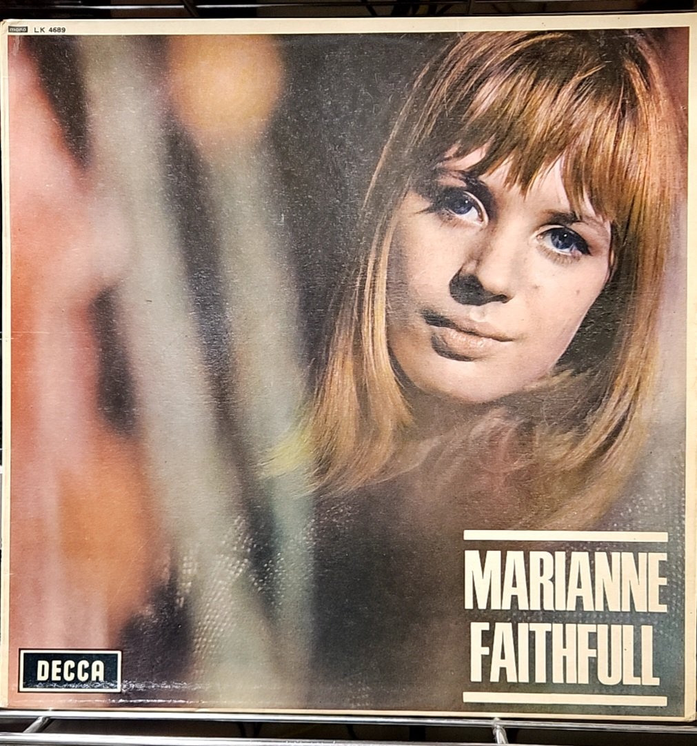 sexyedamurajap1's tweet photo. #MARIANNEFAITHFULL
#マリアンヌフェイスフル
#RIPMARIANNEFAITHFULL
#MICKJAGGER
#THEROLLINGSTONES
#COMEANDSTAYWITHME
#IFINEVRGETTOLOVEYOU
#TIMETAKESTIME
#HELLCOMEBACKTOME
#DOWNTOWN
#PLAISIRDAMOUR
#CANTYOUHEARMYHEARTBEAT
#ASTEARSGOBY
#涙あふれて
#IMALOSER
#DECCA
#vinyl
#RECORDS https://t.co/l6W8YSwlaK
