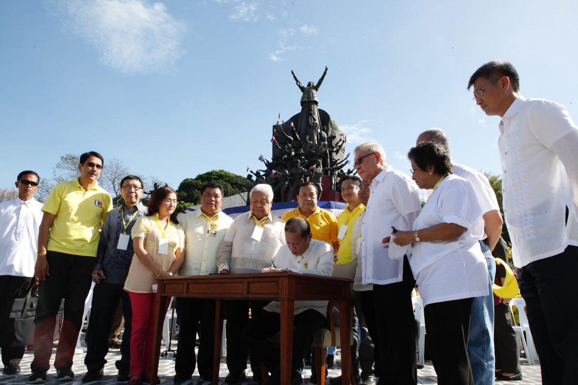The Aquino family extends its condolences to the loved ones of the late Albay Representative Edcel Lagman. 

This photo of Cong. Edcel at PNoy’s signing of the Human Rights Victims Reparation Act of 2013, which he co-authored, will remain a testament to his unwavering dedication