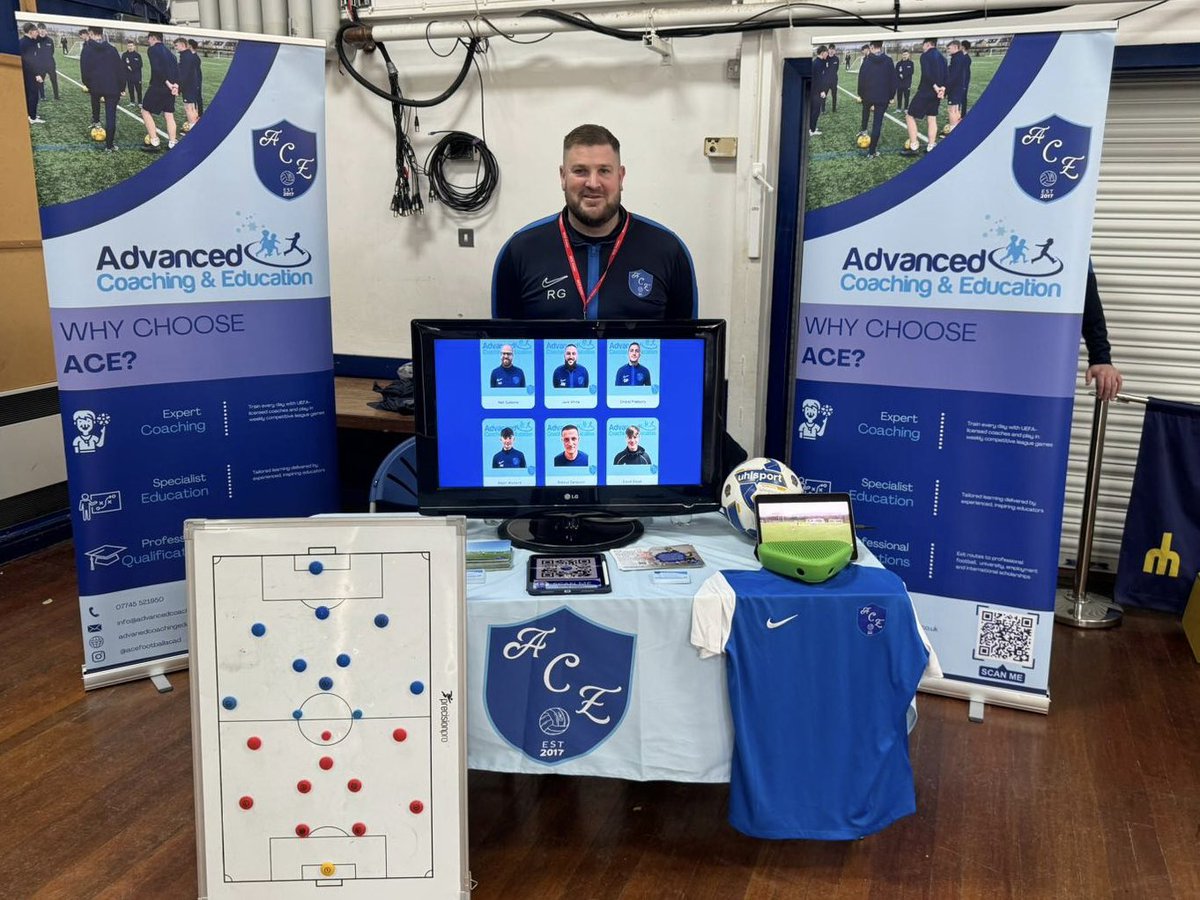 Careers Fair | Great to meet potential new students and younger students making options for their GCSEs at Magdalen College School Brackley careers fair yesterday afternoon.