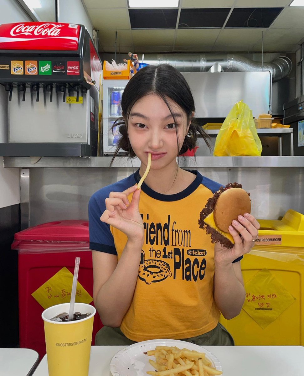 느낌 좋은 사진의 권위자 인우를 소개합니다!👑

📸 인우 inwxxjung

#케이플러스 #KPLUS #모델 #Model #인우