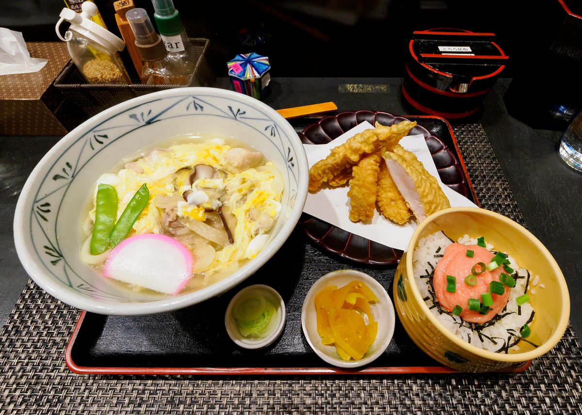 最後の三ノ輪 #かのふや さん 
かしわとじうどん・とり天・タラコご飯
終わったなぁ 本日をもって閉店
いつも 美味しかったです
ご馳走さまでした😋

#写真好きな人と繋がりたい