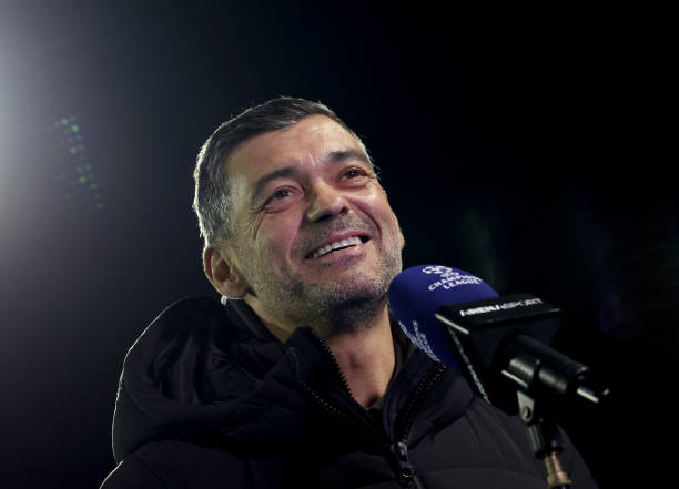 MilanPosts's tweet image. 📰 @Tuttosport: Chaos at Milan  ⚠️🔴⚫

Sergio Conceiçao’s position is already in question Not necessarily because of results but because of the atmosphere around the team. 

Conceiçao has a difficult character; the directors have realized it, and the players are learning it the…