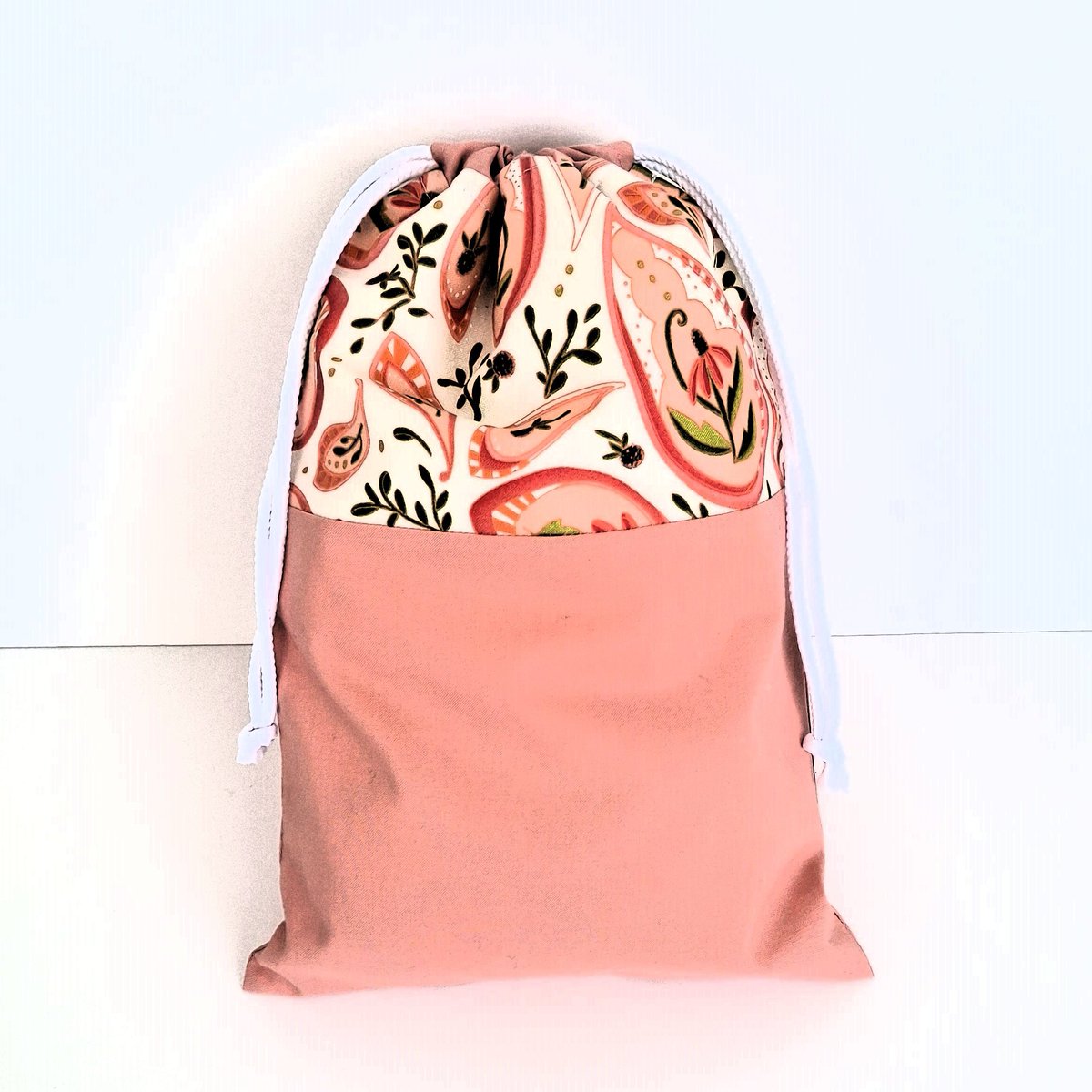 daisychcraftsuk's tweet image. daisychaincraftsukgb.etsy.com/listing/177919…
Shoe  Bag Cotton, Shoe storage bag, Slipper Bag Travel, Handmade Fully lined  multipurpose reusable gift sack, Accessory travel pouch
#shoeslovers #drawstring #storage #bag #handmade #cotton #etsyseller #etsyshop  #gifts #shoebag #traveling #gymlife