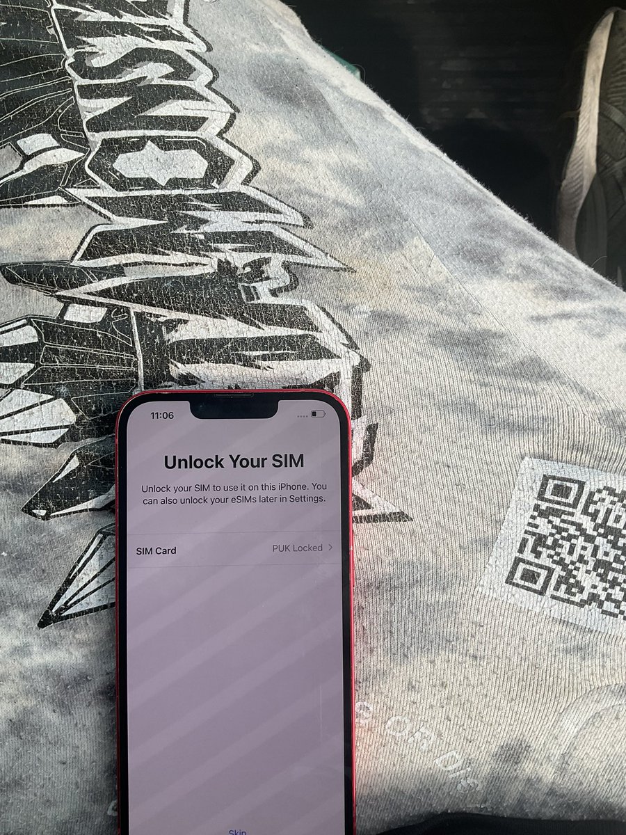 iOWAjuana's tweet image. Meow iWas literally at an AT&amp;amp;T store yesterday with myself inside my human body and a government ID and I could not prove my identity to  upgrade this iPhone from @Apple @AppleSupport @ATT @ATTBusiness @ATTBusinessCare 
$ps = #poet 
$Am = #writer The Nathan Daniel Barron’N $tuff