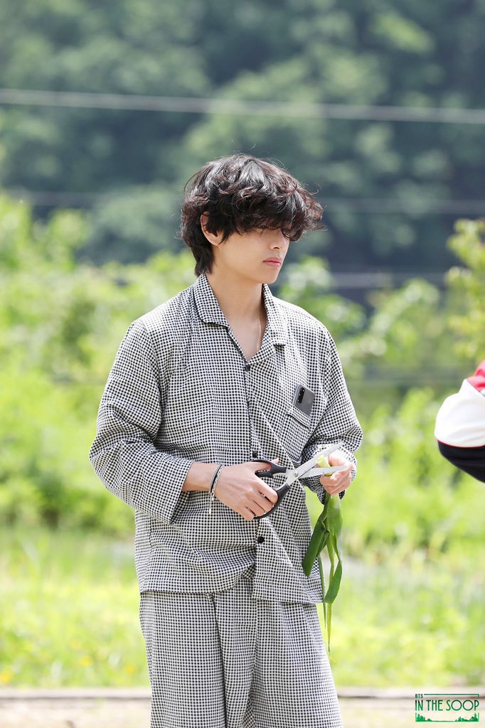 Yc3rXpjO1iGvF96's tweet photo. パッと見どういう状況か全く分からないテテ見るとすごく元気出る https://t.co/0a3UtbXS09