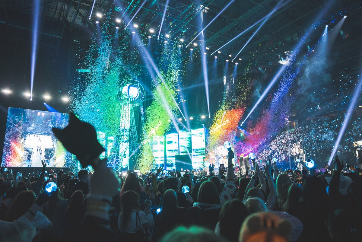 AO Arena tweet media