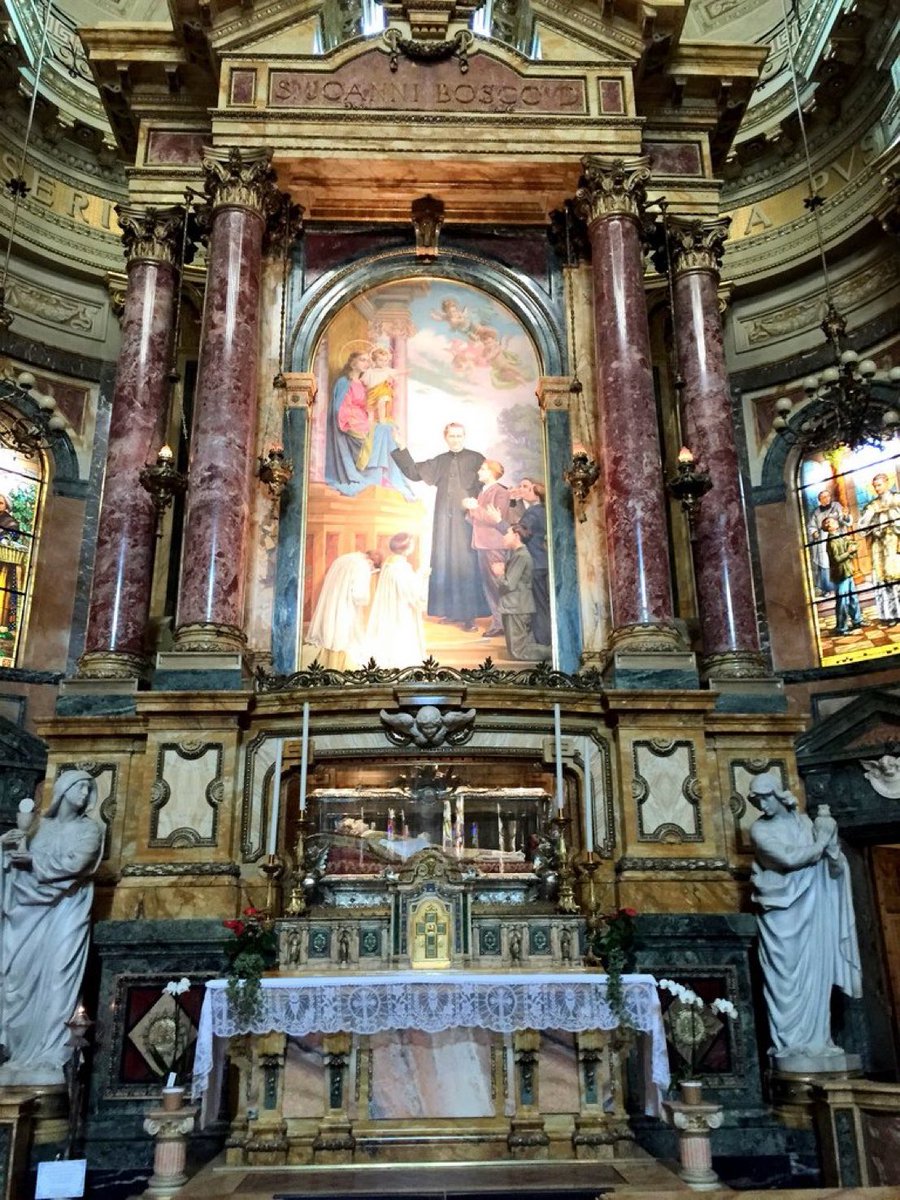 CatholicSat's tweet photo. The Tomb of St. John Bosco, in the Basilica di Santa Maria Ausiliatrice, Turin https://t.co/oHXzShx0GL
