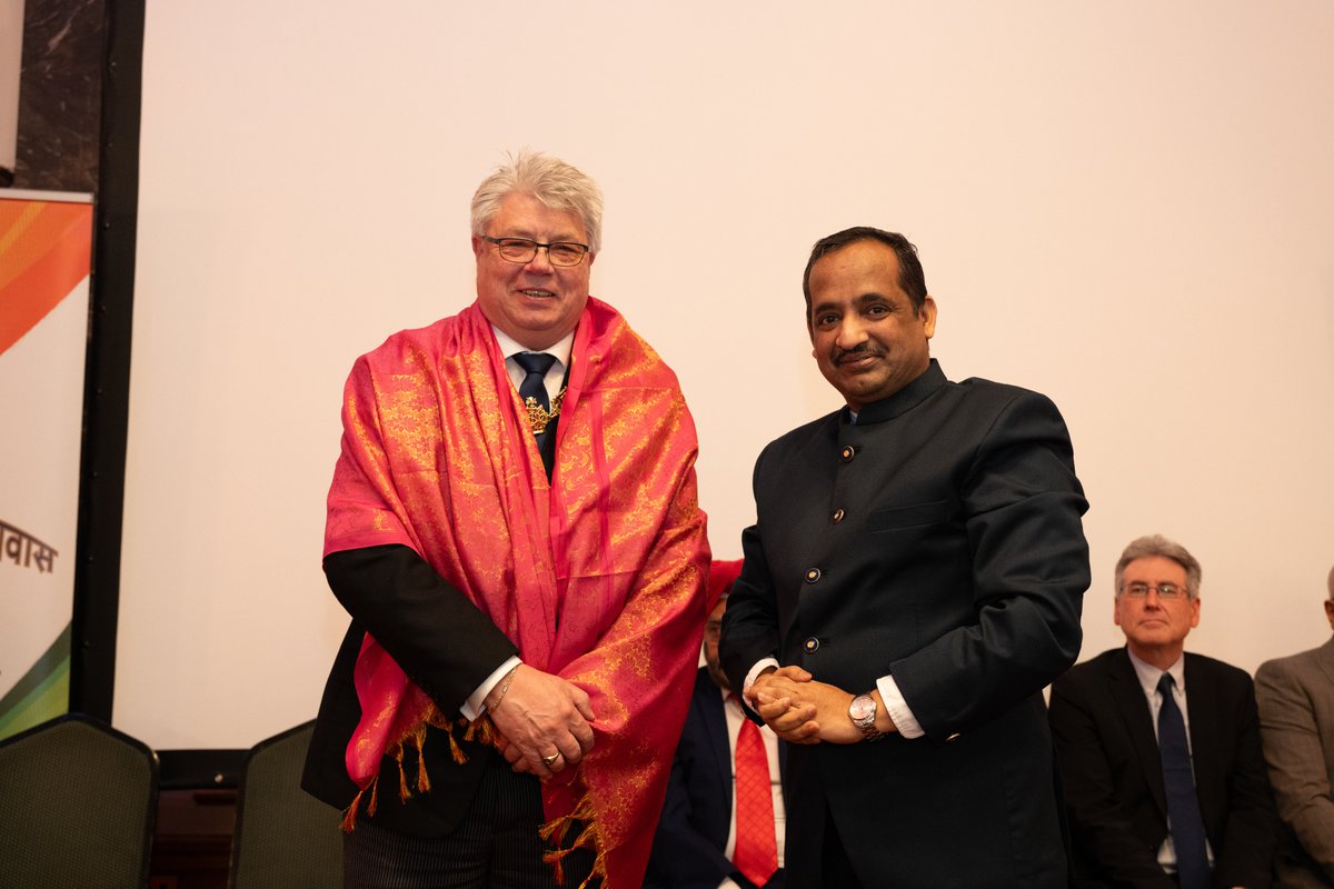 Lord Mayor of Birmingham (@brumlordmayor) on Twitter photo I was honoured to celebrate India’s Republic Day at the <a href="/BhamCityCouncil/">Bham City Council</a> House alongside the Consul General of India, <a href="/venkatifs/">Venkatachalam M</a> 🇮🇳🇬🇧
A wonderful occasion to recognise India’s rich heritage and the strong bonds between Birmingham and India.#RepublicDay #India #Birmingham I was honoured to celebrate India’s Republic Day at the <a href="/BhamCityCouncil/">Bham City Council</a> House alongside the Consul General of India, <a href="/venkatifs/">Venkatachalam M</a> 🇮🇳🇬🇧
A wonderful occasion to recognise India’s rich heritage and the strong bonds between Birmingham and India.#RepublicDay #India #Birmingham