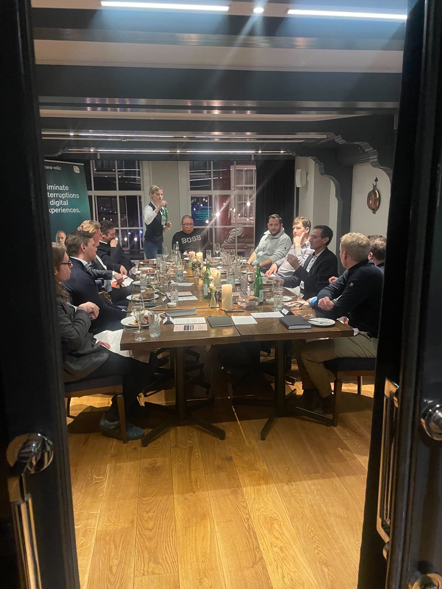 Technology Leaders Club tweet media