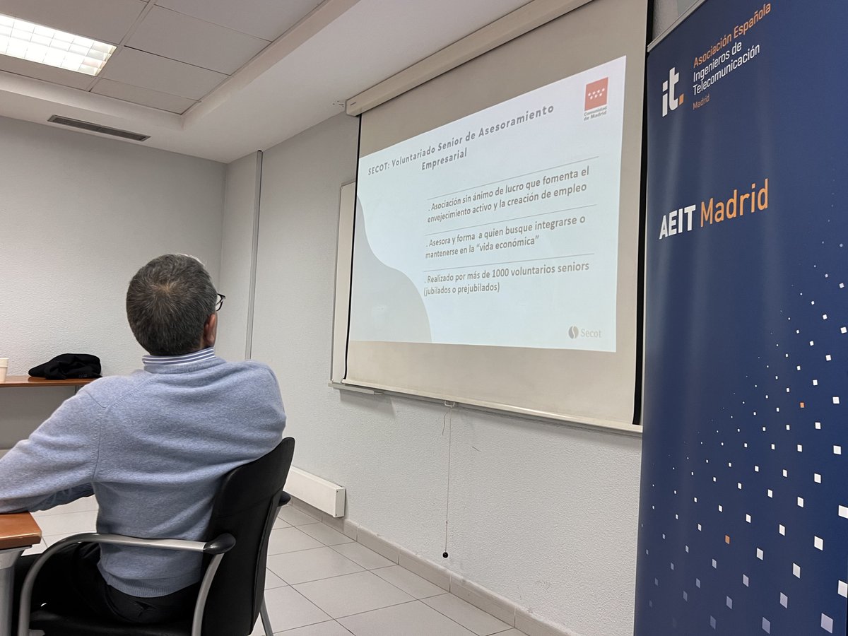 AeitMadrid's tweet photo. 🔹Ayer, en @AeitMadrid realizamos un taller con @Secot_ sobre cómo el voluntariado puede prevenir la soledad no deseada. Contamos con René Franco Martínez y Luis Molina, vocal de AEIT-Madrid, moderando el debate sobre el impacto social de los ingenieros. #SECOT #AEITM https://t.co/pE3octPbSY
